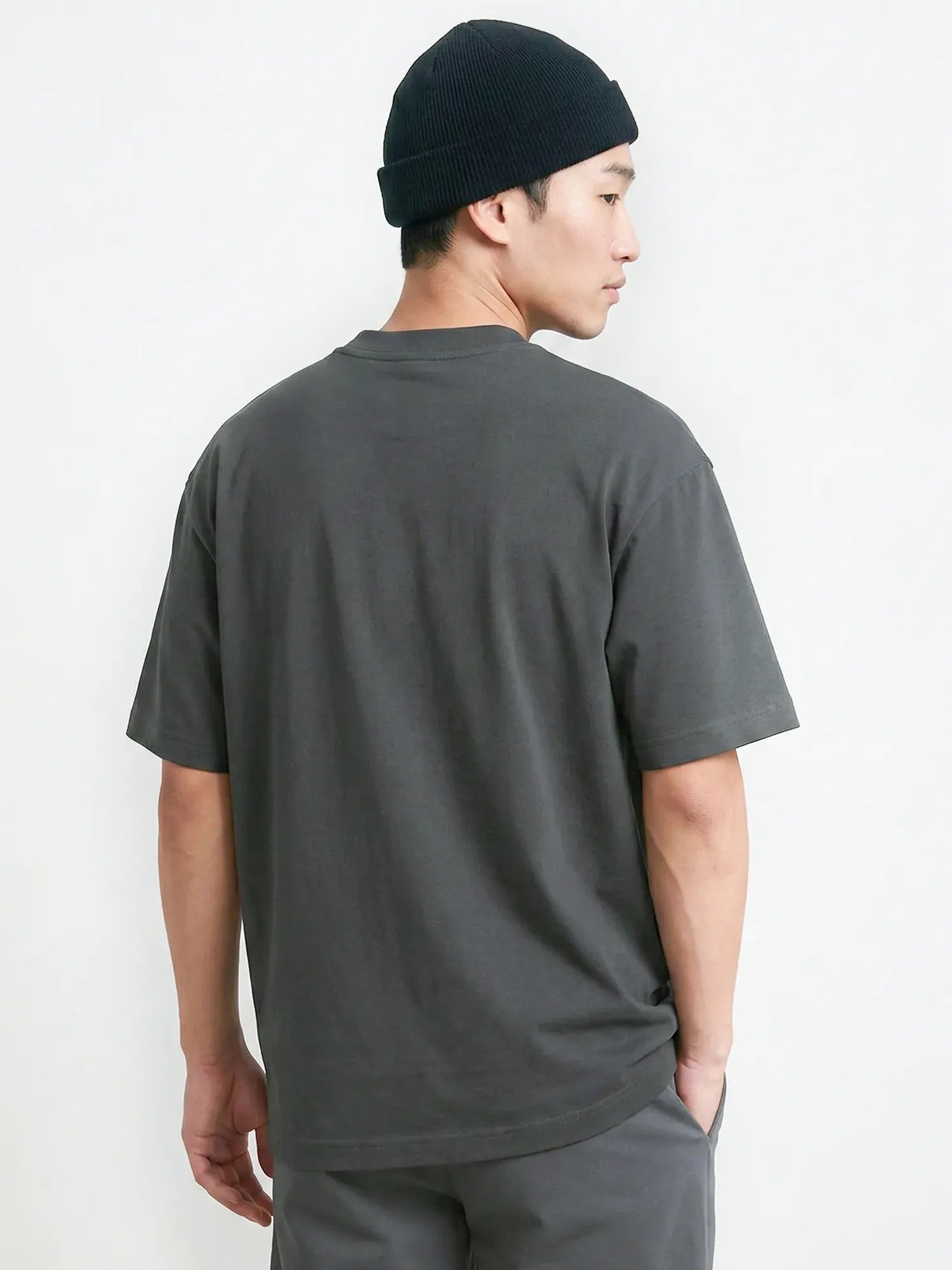 T-shirt brodé Akaroshi