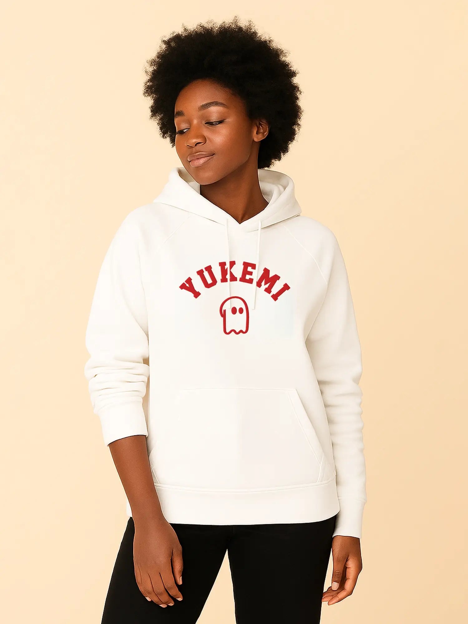 Hoodie blanc unisexe oversize en coton bio – Yukemi