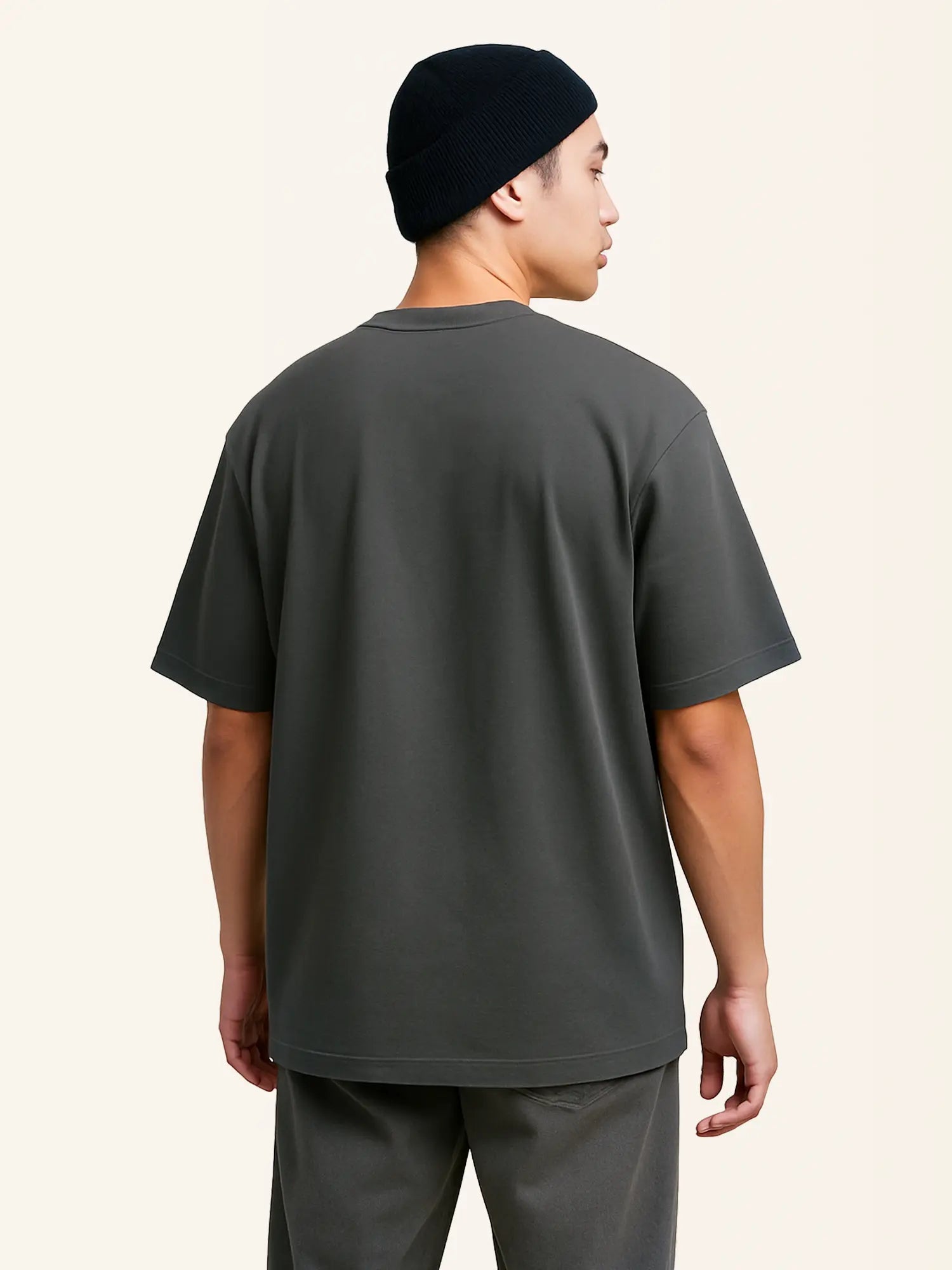 T-shirt brodé Akaroshi